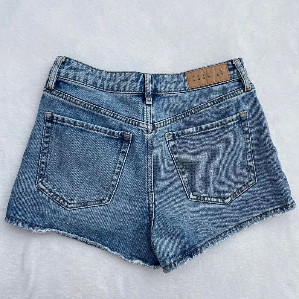Pacsun festival high rise denim blue shorts size 26